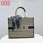 偽物ディオールバッグ